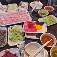 สุกี้ดารา ลาดกระบัง