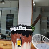 Mongni Cafe ภูเก็ต