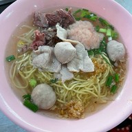 ก๋วยเตี๋ยวเจ้เฮียงเจ้าเก่า