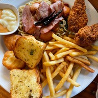 ยักไหล่ Burger ธัญบุรี คลอง 6