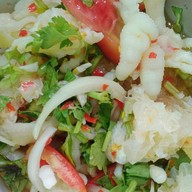 เจ๊สุ ตำถาด ตลาดน้ำพันท้ายนรสิงห์