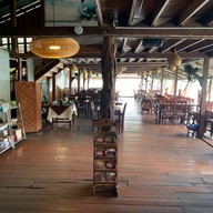 เรือนไทยซีฟู้ด เกาะช้าง