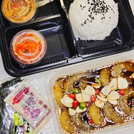 MADAM FOOD BOX สาขา1