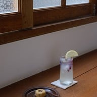 Orange badminton