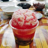 เมนูของร้าน หวานดีน้ำแข็งไส