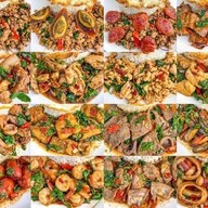 สอาด ก๋วยเตี๋ยวลูกชิ้นปลา (เเม่โจ้) -