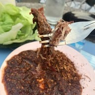 ป้าแดงจิ้นตุ๊บ