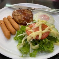 โก๋พลัส สนามกีฬา