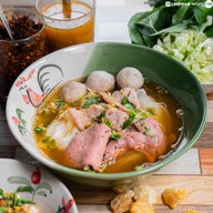 เมนูของร้าน ก๋วยเตี๋ยวเรือธารา เชียงใหม่ (Chiang Mai)