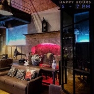 บรรยากาศ LEON - Steak Pizza ระนอง