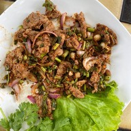 เมนูของร้าน ไก่ย่างสวนแสงสว่างใกล้ปราสาทหินพนมรุ้ง