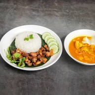 ไฉไลแกงส้มหมูทอดรสเด็ด