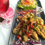 สวนไผ่นายยิ้ม