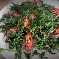 สวนไผ่นายยิ้ม