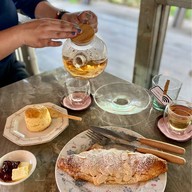 มุกดา Tea & Thai Dessert