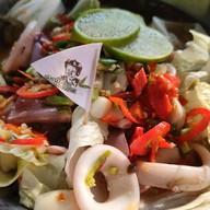 สวนไผ่นายยิ้ม