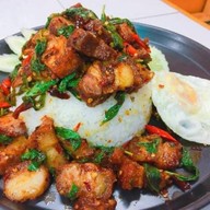 ครัวกัปตัน อาหารตามสั่งอิ่มอร่อย