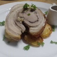 ฮัก เรสเตอรองท์ -