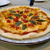 ฮัก เรสเตอรองท์ -