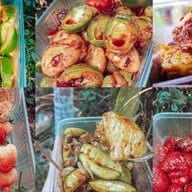 หรอยนิผลไม้คลุก น้ำปลาหวานรสแซ่บ .