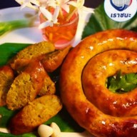 ไส้อั่วแม่มังกร อร่อยมาก บ้านฉาง