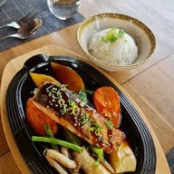 เมนูของร้าน Mee | Zü | Nam @ Onsen Moncham