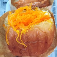 นมคับ (ขนมปังปิ้ง ปังนึ่ง ปังเย็น ขนมปังไส้ทะลัก นมสดแท้100%) แฮปปี้แลนด์