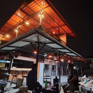 ลานหลวง - Lan Luang