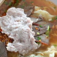 เมนูของร้าน เล้ง ก๋วยเตี๋ยวหมูเด้ง