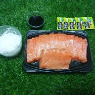 แซลมอนคิง ร่มเกล้า (Salmonking Romklao)