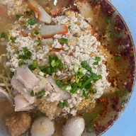 ก๋วยเตี๋ยวเส่ย ท่าใหญ่  สาขา 2