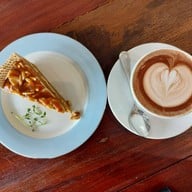 เมนูของร้าน เทรชเชอร์ คาเฟ่ (Treasure Cafe)ลำลูกกา คลอง 5  -