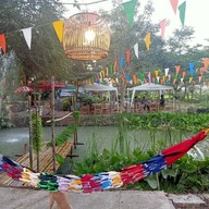 บรรยากาศ กระเพราในตำนาน สวนกระแส ต.งิ้วราย อ.นครชัยศรี จ.นครปฐม