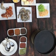 Party กุ้งย่างเนย หมูย่างชีส ชาบูหม้อดิน ลาดพร้าว