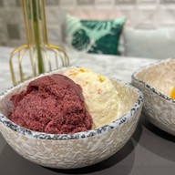 HOLA - Homemade Icecream Hola กำเเพงเเสน