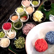 เมนูของร้าน Woo Cafe Art Gallery Lifestyle Shop