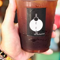 Black Jelly House ชาไทย ชาเขียว เฉาก๊วยนมสด หน้าศาล ชลบุรี