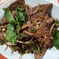 ไก่ย่างส.วังจันทร์ (ป้าเเก้ว)