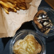 ไอติม หน้ามอ( ไอติมทอด ปังปิ้ง ปังเย็น เครื่องดื่ม)