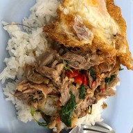 เมนูของร้าน ชิง ชิง เป็ดย่าง