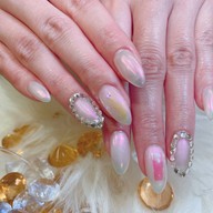 Champagne Beauty Bar