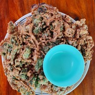 แอบอร่อย