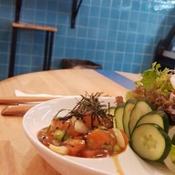 เมนูของร้าน POKE EARTH - ข้าวแกงฮาวาย - ร้านโปเก้เอิท สวนหลวงสแควร์ ซ.จุฬา12