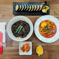 CUP & CUP ร้านอาหารเกาหลี เชียงใหม่
