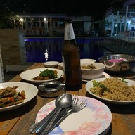 ร้านอาหารจ่าหมูจุ่ม 1