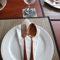 Banana Tree De Cafe' & Bar