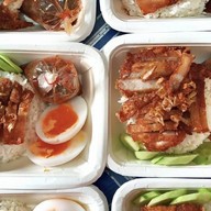 หมูทอดจ่าแดง