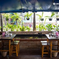 บรรยากาศ บะหมี่เกี๊ยวชมสวน