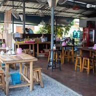 บรรยากาศ บะหมี่เกี๊ยวชมสวน