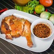 เมนูของร้าน ส้มตำแจ่มใส 2 สาขาต้นตำรับ